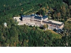 Photo of У семьи Назарбаева нашли роскошные дворцы в Германии